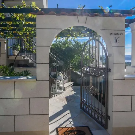Ferienwohnung Fuer 2 Personen Ca 50 Qm In Orebic, Dalmatien Sueddalmatien * Orebić